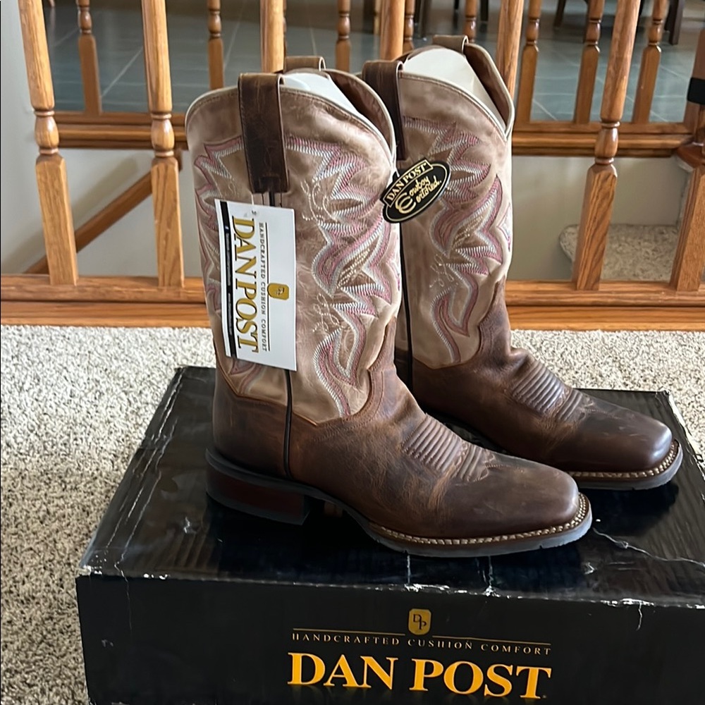 Dan Post Women’s Brown Cowgirl Boots